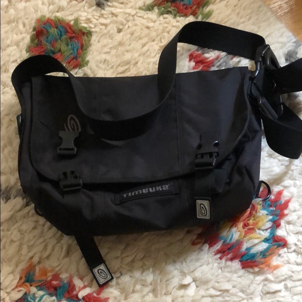 Timbuk2 classic messenger bag